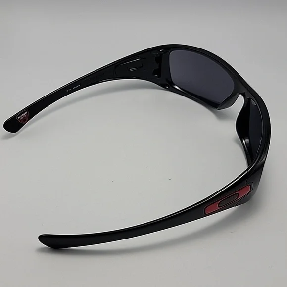 Oakley Ducati Corse Hijinx 12-789 Gloss Black Motorcycle Sunglasses EXCELLENT - Picture 9 of 12